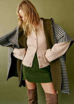 Cape Donovan-Sezane Outlet