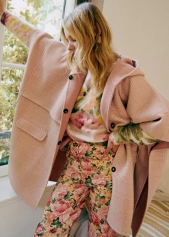 Cape Donovan-Sezane Outlet