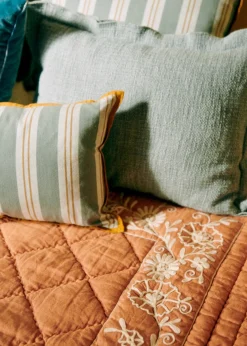 Courtepointe Brodée-Sezane Best