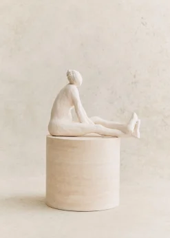 Sculpture Guénolée Courcoux - Femme Jambes Allongées Grand Modèle-Sezane Cheap